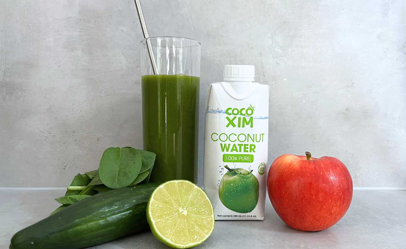 Opskrift GrÃ¸n Detox Smoothie/Juice med Kokosvand